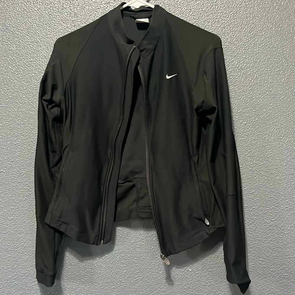 Nike FitDry Women’s Jacket Size Medium